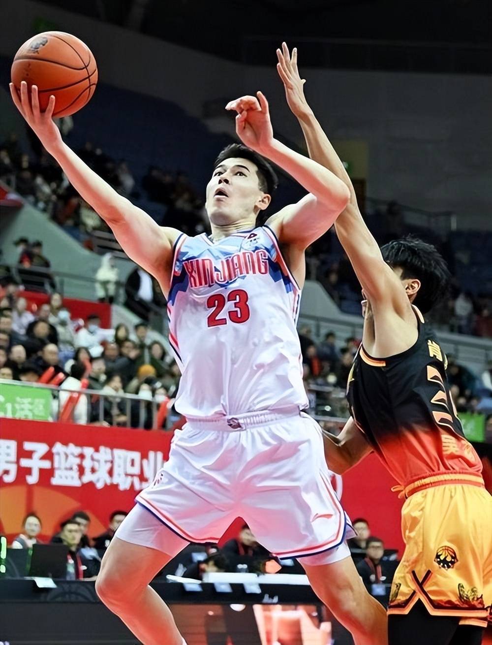 关于江苏男篮连败结束，士气回升的信息